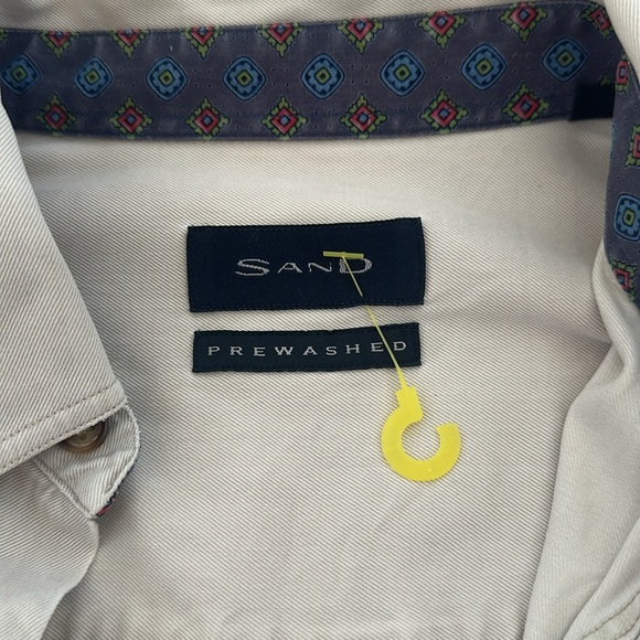 Sand garment washed men’s button down - Picture 4 of 6